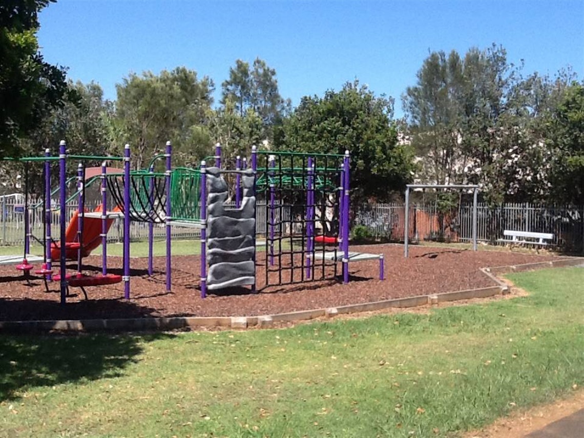 Headlands Park Playground