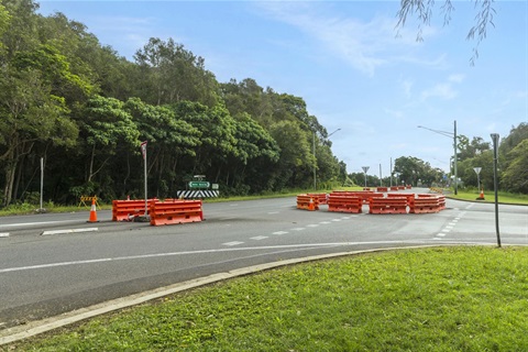 Byron Bay road and Byron Street Roundabout  (10).jpg